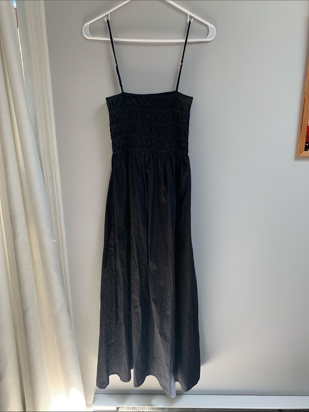 Faithful The Brand Poplin Cotton Maxi Dress has pockets